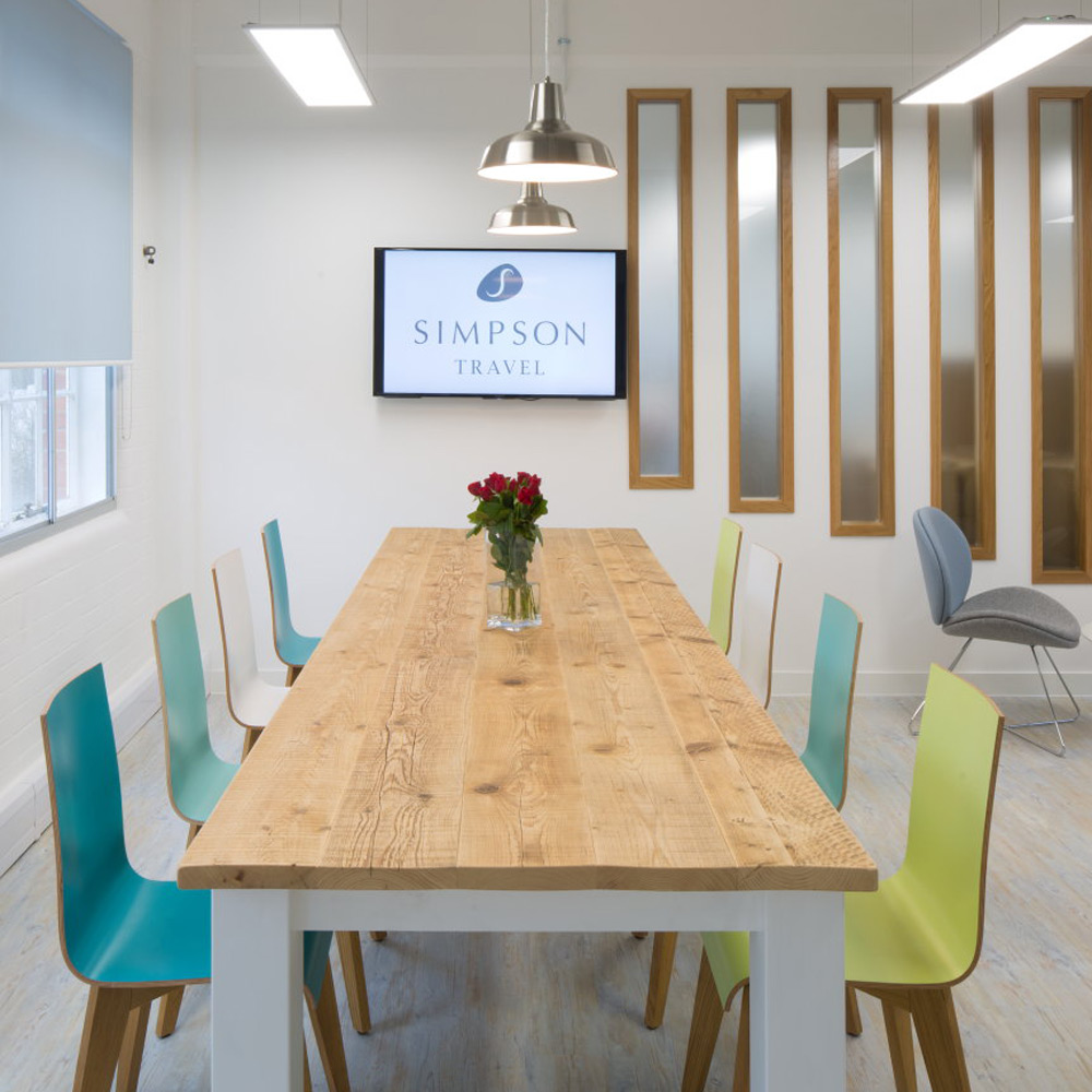 Simpsons-Travel-meeting-room